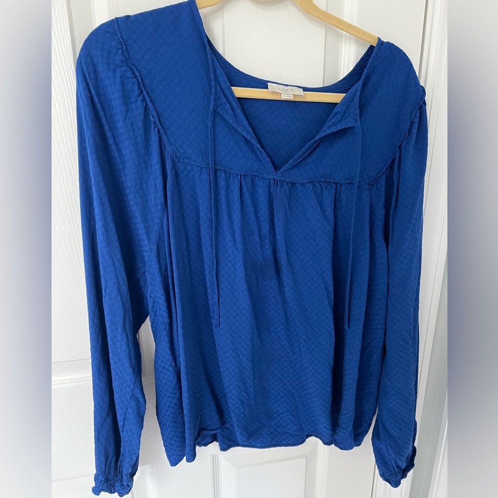 Loft Outlet royal blue XL ruffle top